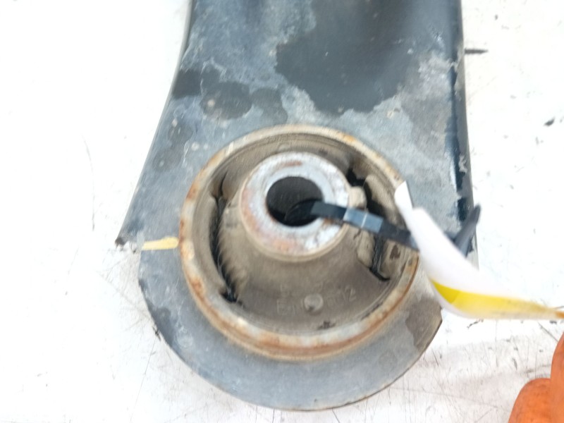 Recambio de brazo suspension inferior delantero derecho para nissan leaf (ze0) electric referencia OEM IAM   