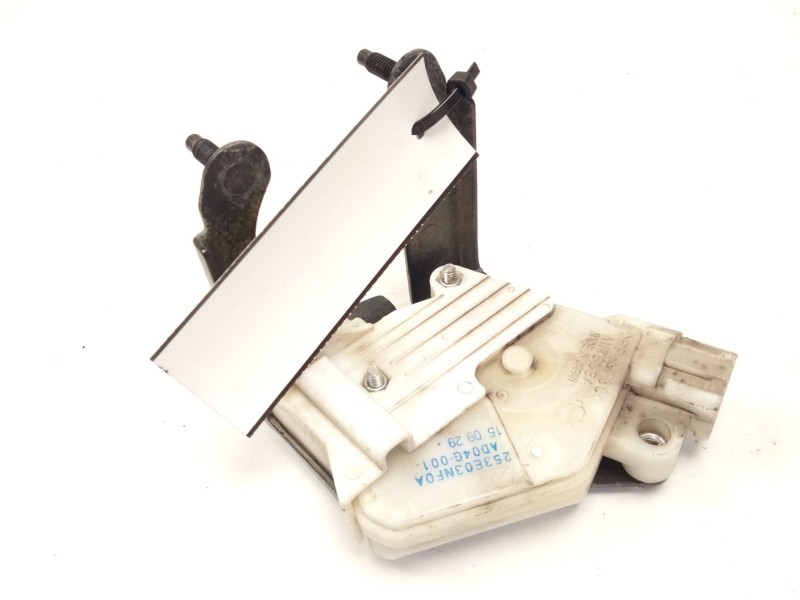 Recambio de motor cierre tapa combustible para nissan leaf (ze0) electric referencia OEM IAM 253E03NF0A  