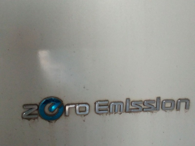 Recambio de puerta delantera derecha para nissan leaf (ze0) electric referencia OEM IAM   