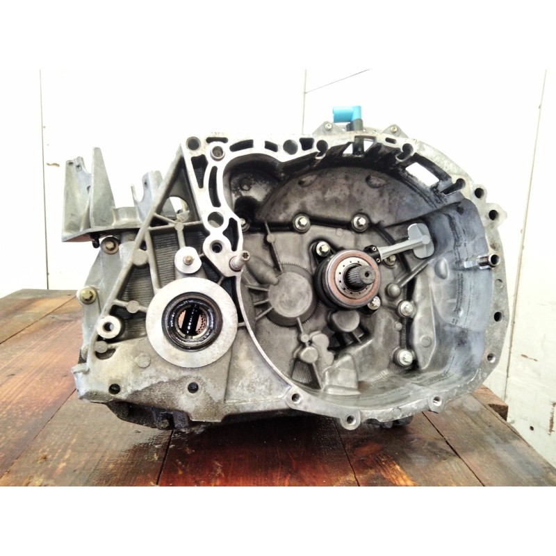 Recambio de caja cambios para renault megane ii sedán (lm0/1_) 1.6 16v (lm1r, lm0c) referencia OEM IAM 8200302342  