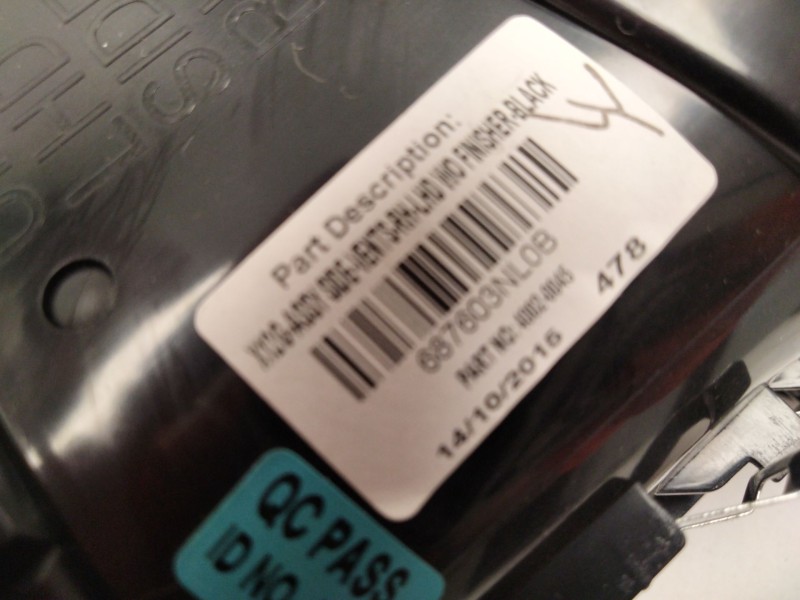 Recambio de aireador derecho para nissan leaf (ze0) electric referencia OEM IAM 687603NL0B  