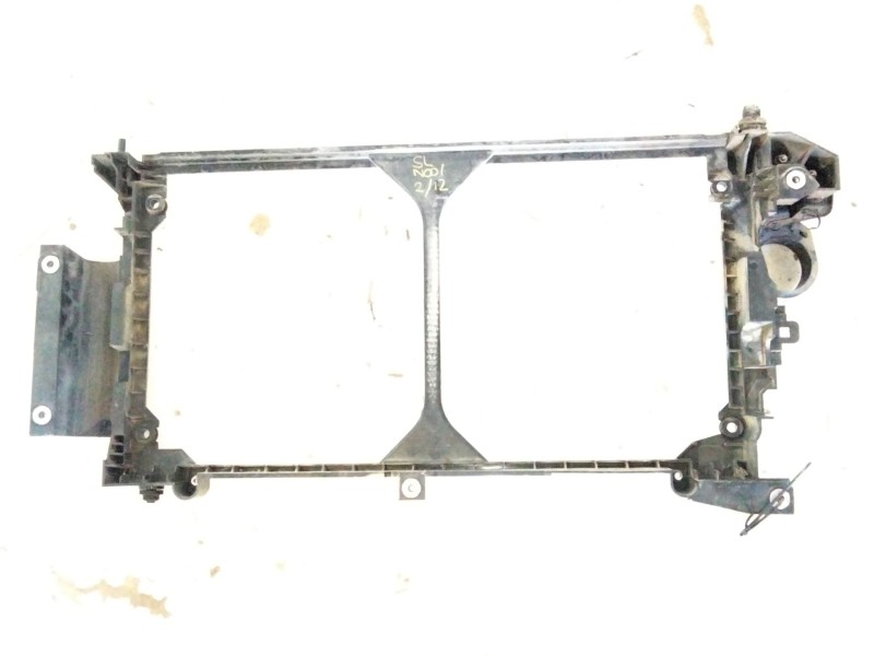 Recambio de calandra delantera de radiador para nissan leaf (ze0) electric referencia OEM IAM 214963NL0A  