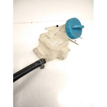 Recambio de deposito bomba freno para nissan referencia OEM IAM 76047022  LUCAS
