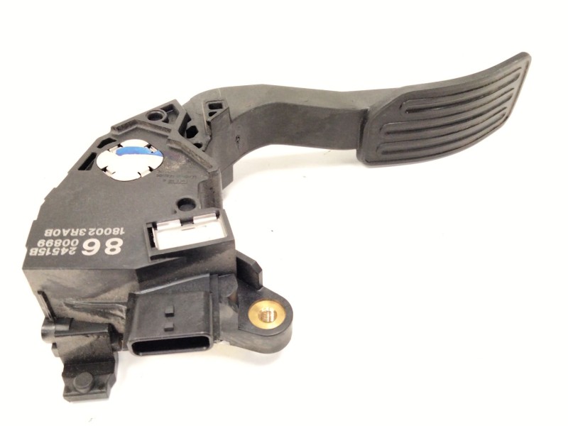 Recambio de pedal acelerador para nissan leaf (ze0) electric referencia OEM IAM 24515B00899  