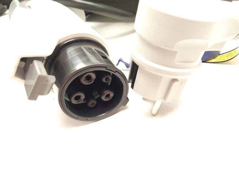 Recambio de cable alta tension para nissan leaf (ze0) electric referencia OEM IAM 296904NR8A  