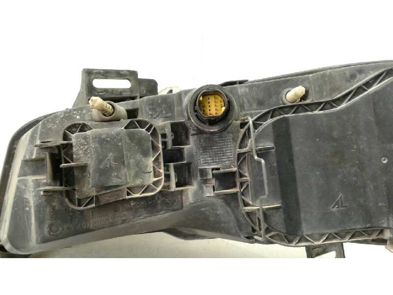 Recambio de faro derecho para fiat stilo (192) 1.9 jtd 115 referencia OEM IAM 40785748LAS  