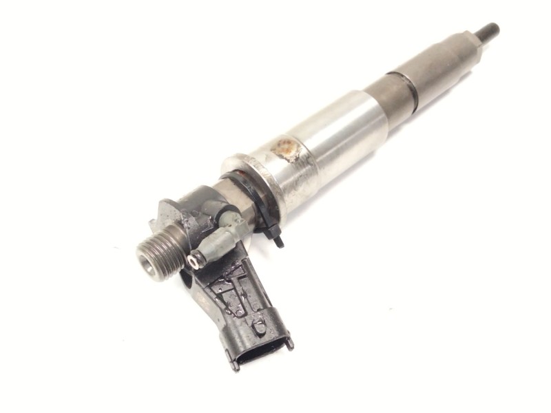 Recambio de inyector para infiniti ex 30d referencia OEM IAM 889945  