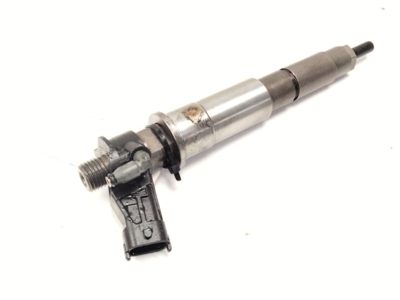 Recambio de inyector para infiniti ex 30d referencia OEM IAM 889945  