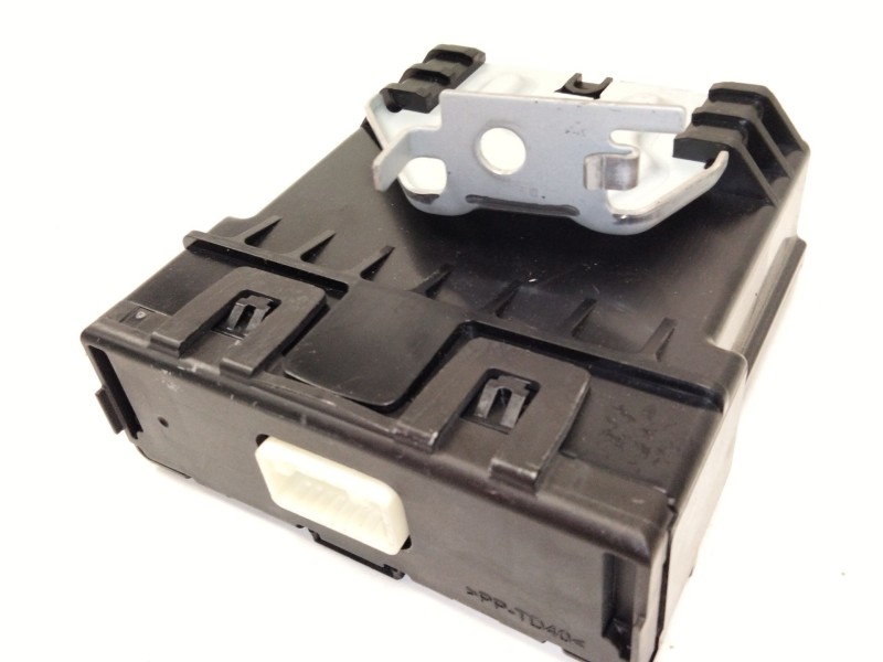 Recambio de modulo electronico para nissan leaf (ze0) electric referencia OEM IAM 274473NL0A  