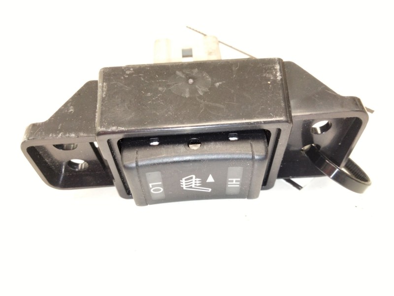 Recambio de interuuptor de calefaccion asientos para nissan leaf (ze0) electric referencia OEM IAM   