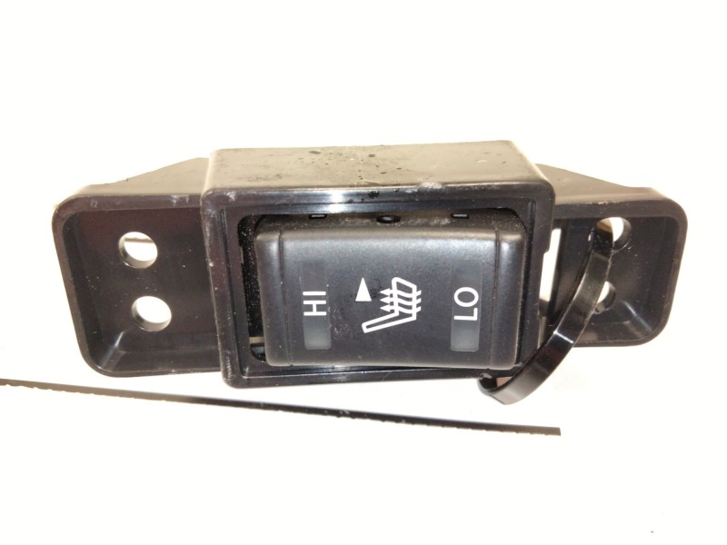Recambio de interuuptor de calefaccion asientos para nissan leaf (ze0) electric referencia OEM IAM   