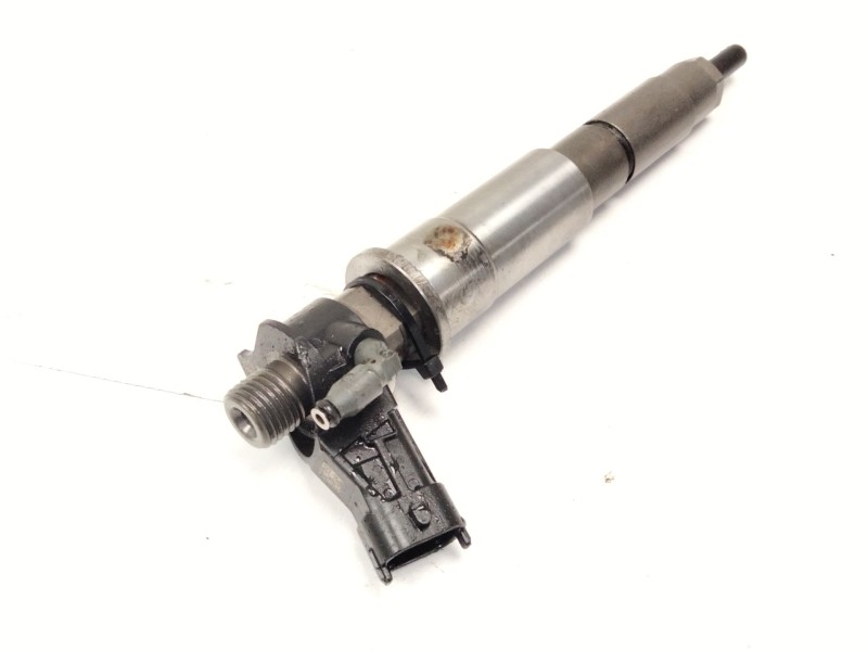 Recambio de inyector para infiniti ex 30d referencia OEM IAM 889945  