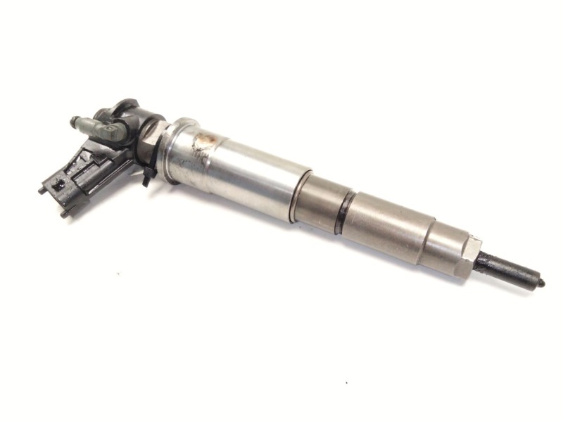 Recambio de inyector para infiniti ex 30d referencia OEM IAM 889945  