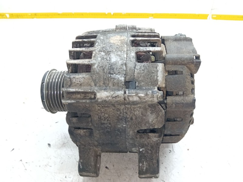 Recambio de alternador para peugeot expert furgón (v_) 1.6 bluehdi 115 referencia OEM IAM TG15C135  