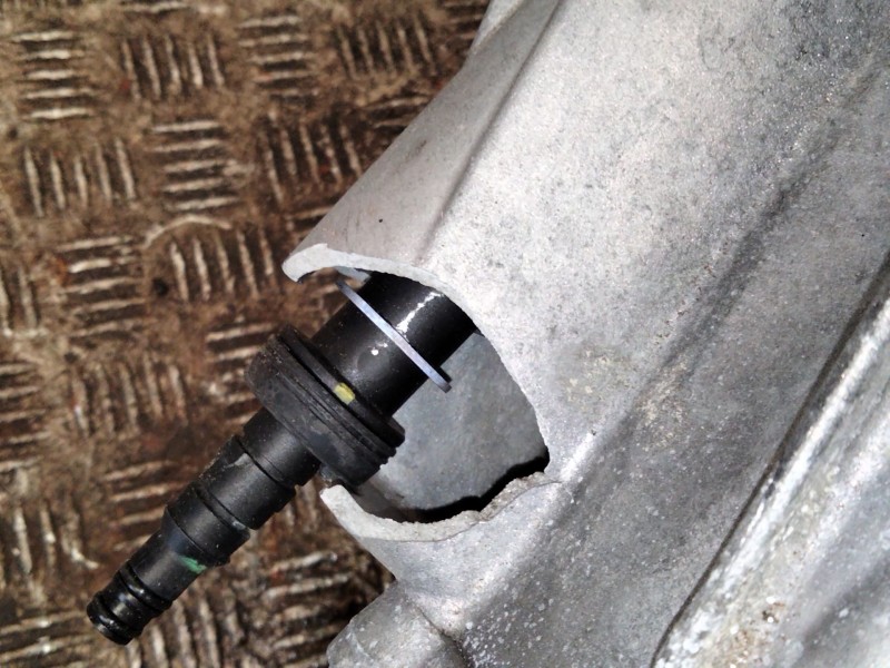 Recambio de caja cambios para nissan juke (f15) 1.5 dci referencia OEM IAM 320101KB0A  