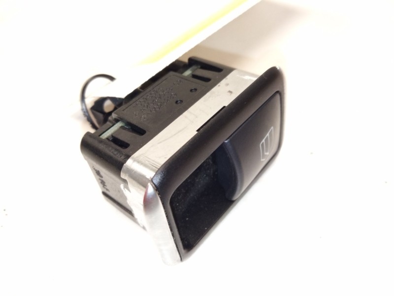 Recambio de mando elevalunas delantero derecho para mercedes-benz clase c coupé (c204) c 220 cdi (204.302) referencia OEM IAM A2