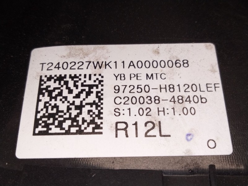 Recambio de mando calefaccion / aire acondicionado para kia stonic (yb) 1.2 cvvt referencia OEM IAM 97250H8120  