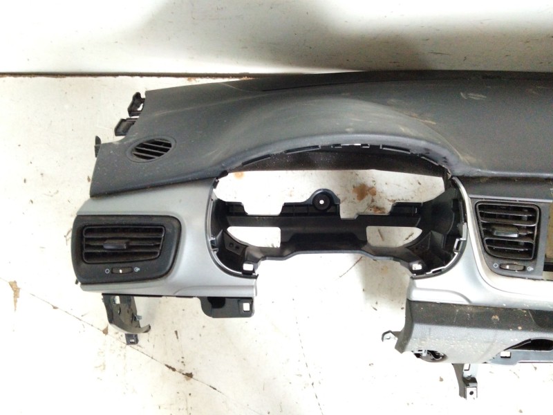 Recambio de salpicadero para kia stonic (yb) 1.2 cvvt referencia OEM IAM   