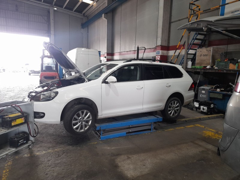 volkswagen golf vi variant (aj5) del año 2011