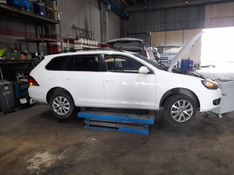 volkswagen golf vi variant (aj5) del año 2011