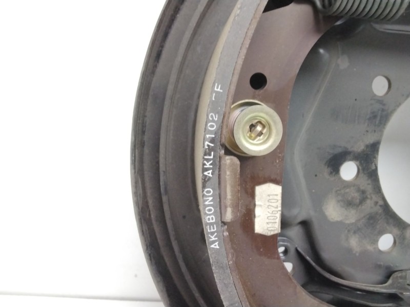 Recambio de kit mordaza para nissan patrol gr iv (y60, gr) 4.2 cat referencia OEM IAM AKL7102FF TRASERO DERECHA AKEBONO