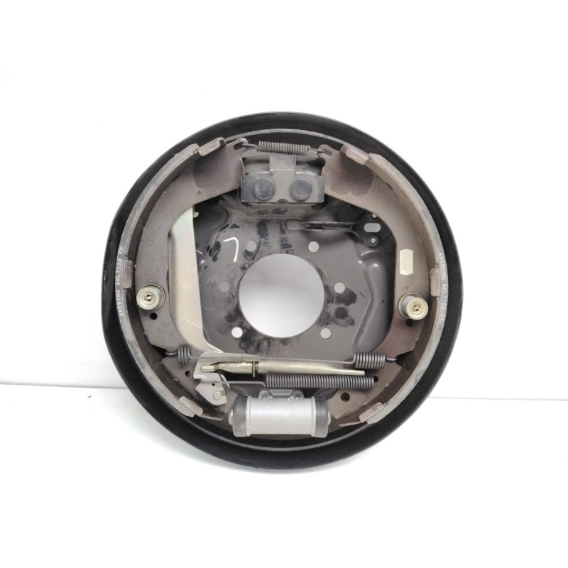 Recambio de kit mordaza para nissan patrol gr iv (y60, gr) 4.2 cat referencia OEM IAM AKL7102FF TRASERO DERECHA AKEBONO