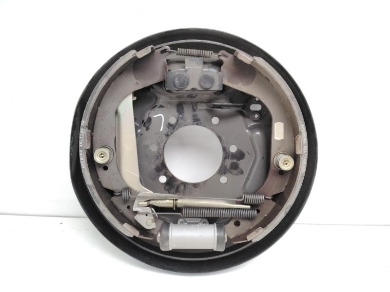 Recambio de kit mordaza para nissan patrol gr iv (y60, gr) 4.2 cat referencia OEM IAM AKL7102FF TRASERO DERECHA AKEBONO