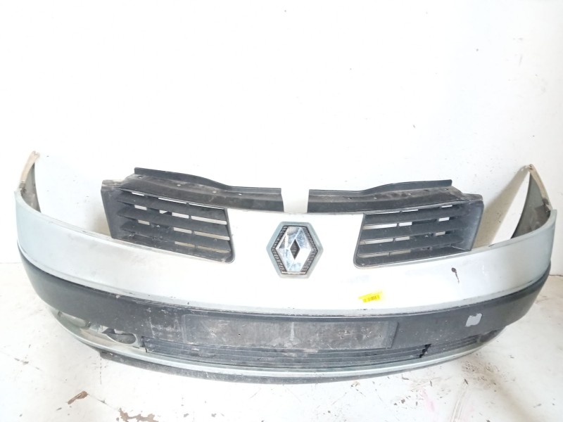 Recambio de paragolpes delantero para renault espace iv (jk0/1_) 2.2 dci (jk0h) referencia OEM IAM   