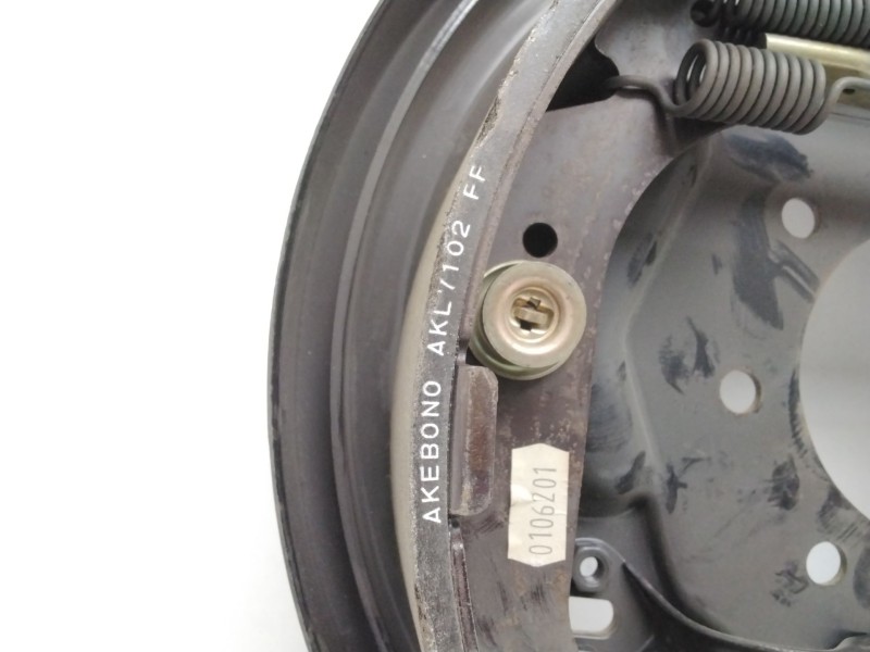 Recambio de kit mordaza para nissan patrol gr iv (y60, gr) 4.2 cat referencia OEM IAM AKL7102FF TRASERO IZQUIERDA AKEBONO