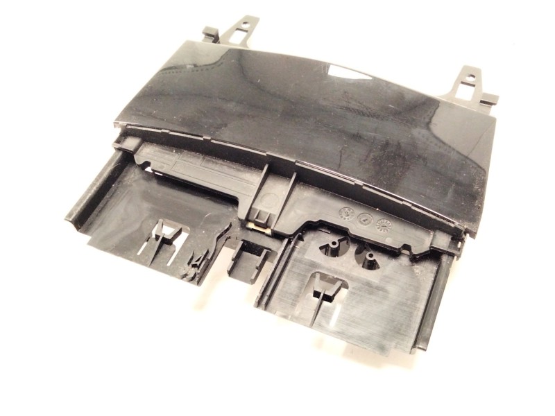 Recambio de cenicero para mercedes-benz clase c coupé (c204) c 220 cdi (204.302) referencia OEM IAM A2046800179  