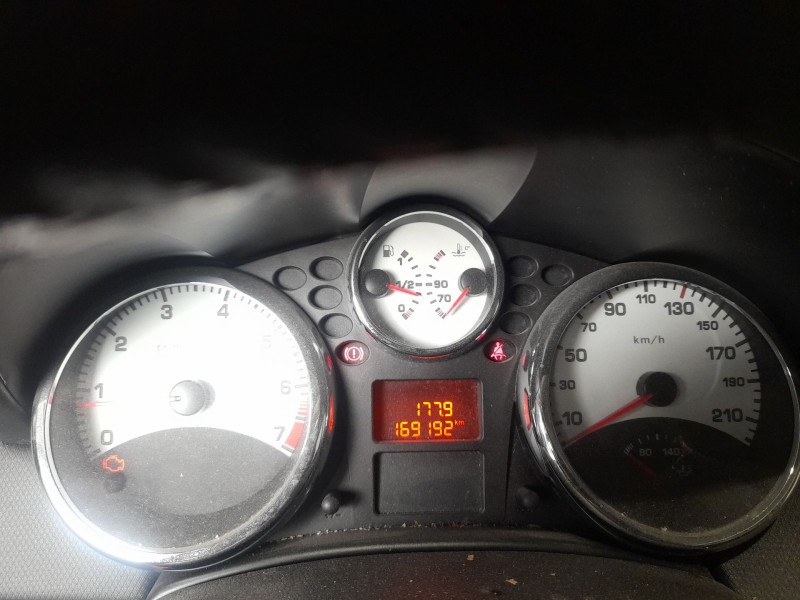 peugeot 207 sw (wk_) del año 2008