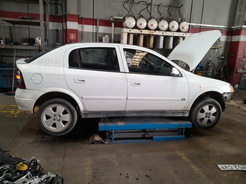 opel astra g fastback (t98) del año 2004