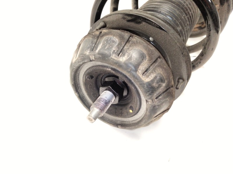 Recambio de amortiguador delantero izquierdo para kia stonic (yb) 1.2 cvvt referencia OEM IAM 54650H8600  