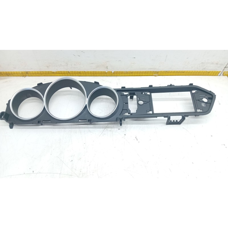 Recambio de moldura para mercedes-benz clase c coupé (c204) c 220 cdi (204.302) referencia OEM IAM A2046890239  