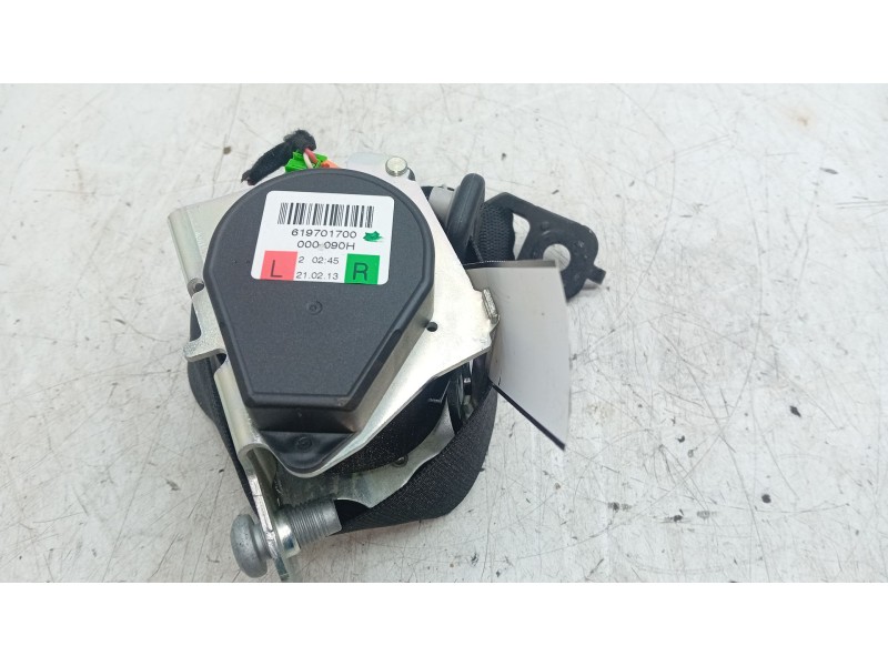 Recambio de cinturon seguridad trasero derecho para mercedes-benz clase c coupé (c204) c 220 cdi (204.302) referencia OEM IAM 61