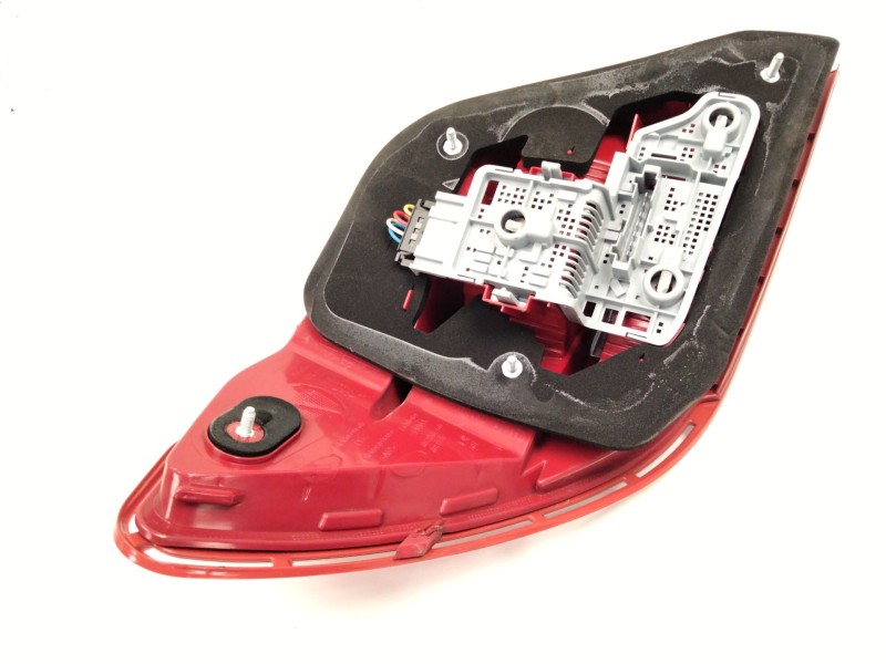 Recambio de piloto trasero derecho para mercedes-benz clase c coupé (c204) c 220 cdi (204.302) referencia OEM IAM 2049060303  