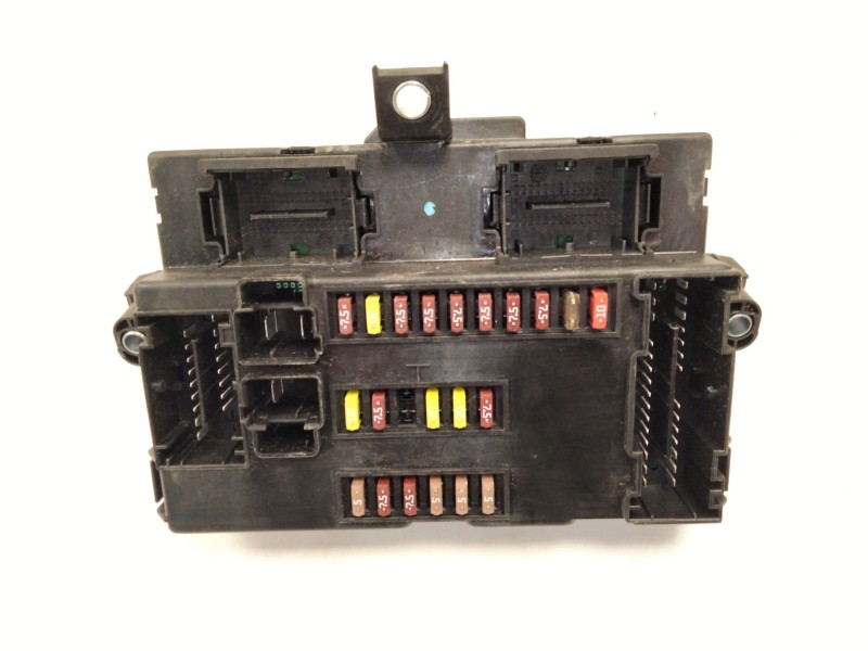 Recambio de caja fusibles para citroën jumper grossraumkasten 2.2 hdi fap cat referencia OEM IAM 1371887080  