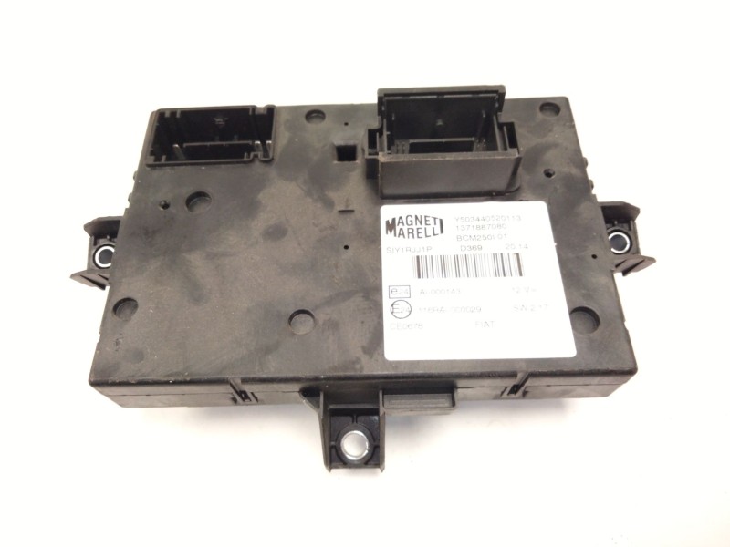 Recambio de caja fusibles para citroën jumper grossraumkasten 2.2 hdi fap cat referencia OEM IAM 1371887080  