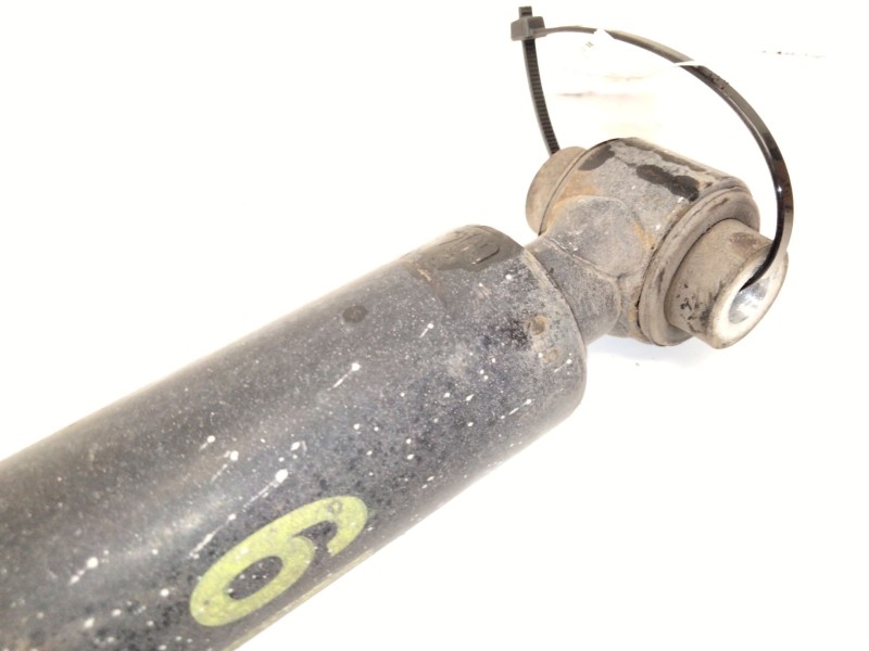 Recambio de amortiguador trasero izquierdo para mercedes-benz cla coupé (c117) cla 220 cdi / d (117.303) referencia OEM IAM A176