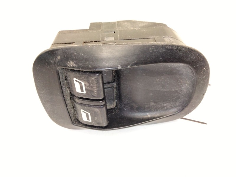 Recambio de mando elevalunas delantero izquierdo para peugeot 206+ (2l_, 2m_) 1.4 hdi eco 70 referencia OEM IAM 96316306XT  