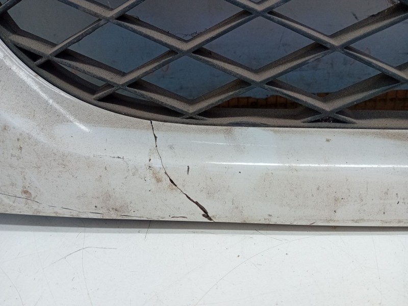 Recambio de rejilla delantera para citroën jumper grossraumkasten 2.2 hdi fap cat referencia OEM IAM 1308069070  