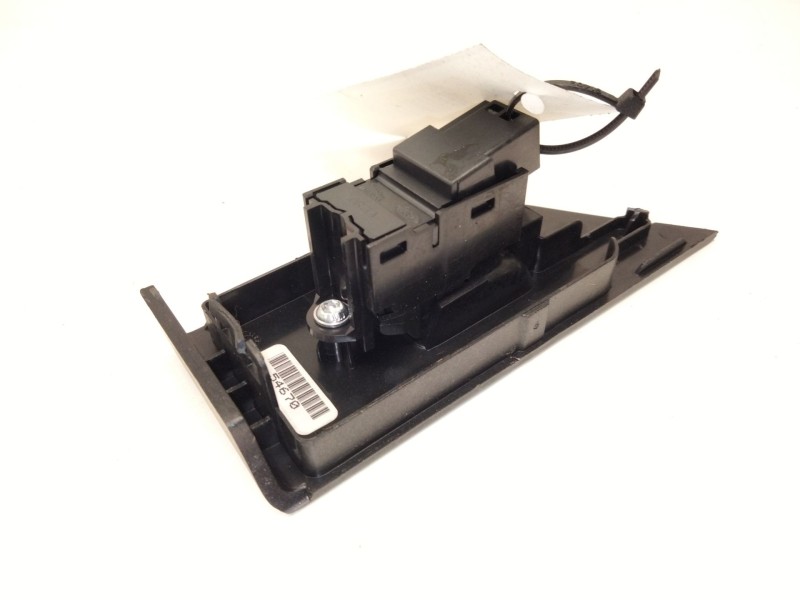 Recambio de mando elevalunas trasero derecho para land rover range rover evoque (l538) 2.0 d referencia OEM IAM GJ3214717  