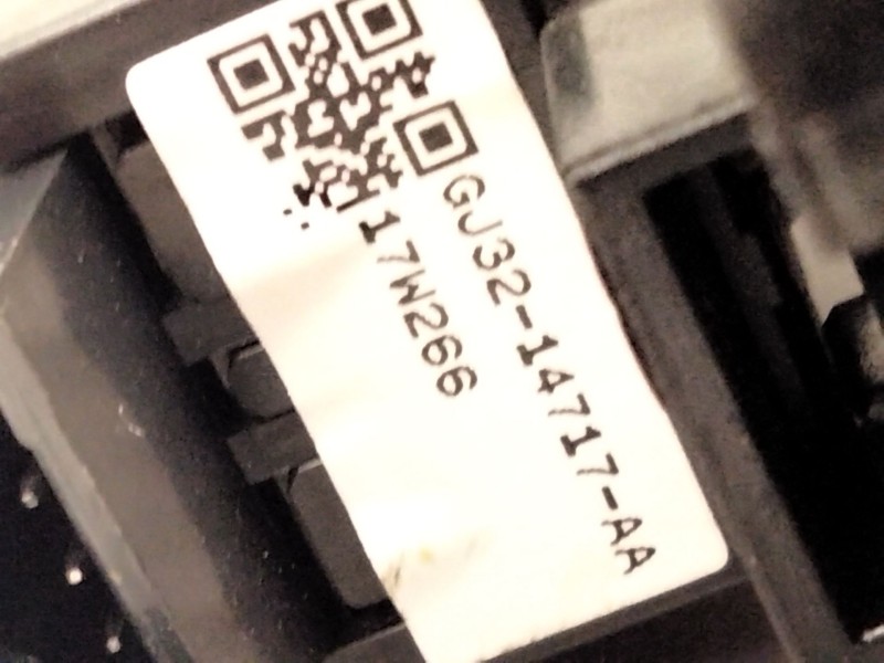 Recambio de mando elevalunas trasero derecho para land rover range rover evoque (l538) 2.0 d referencia OEM IAM GJ3214717  