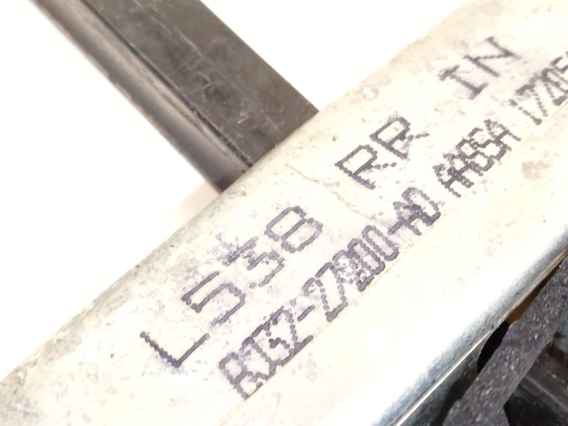 Recambio de tope puerta trasera derecha para land rover range rover evoque (l538) 2.0 d referencia OEM IAM BJ3227200  