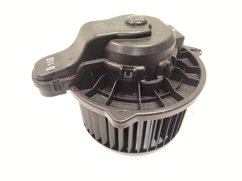 Recambio de motor calefaccion para kia stonic (yb) 1.2 cvvt referencia OEM IAM   