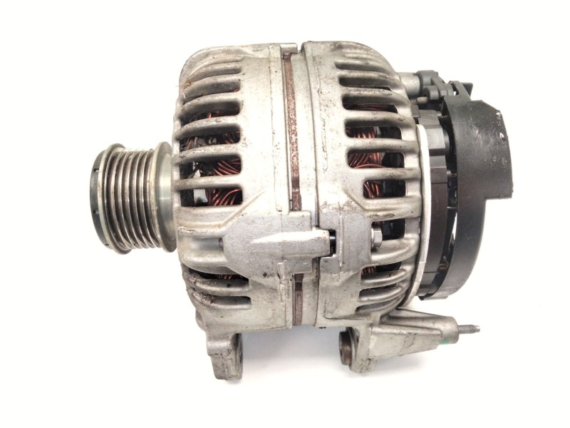 Recambio de alternador para volkswagen golf vi variant (aj5) 1.6 tdi referencia OEM IAM 06F903023  