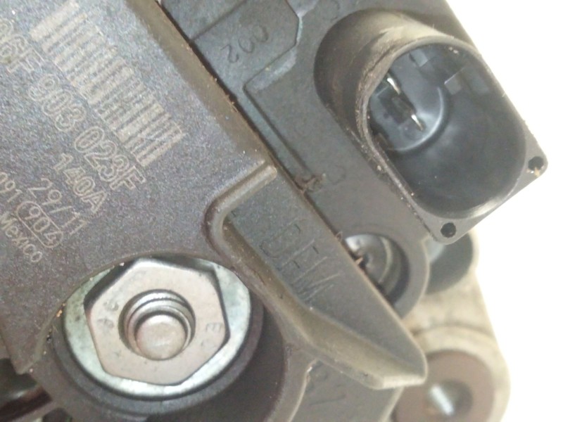 Recambio de alternador para volkswagen golf vi variant (aj5) 1.6 tdi referencia OEM IAM 06F903023  