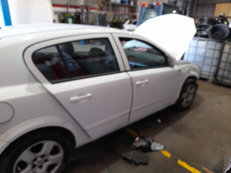 opel astra h (a04) del año 2006