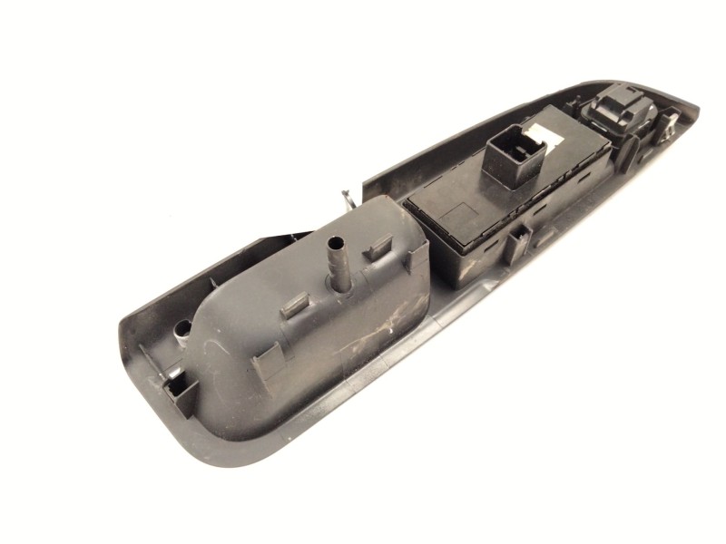 Recambio de mando elevalunas delantero izquierdo para volkswagen golf vi variant (aj5) 1.6 tdi referencia OEM IAM   