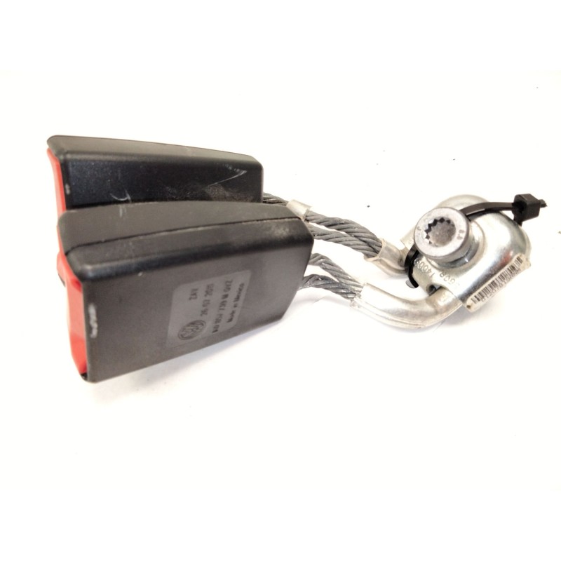 Recambio de enganche cinturon trasero central para volkswagen golf vi variant (aj5) 1.6 tdi referencia OEM IAM 1K0857738  